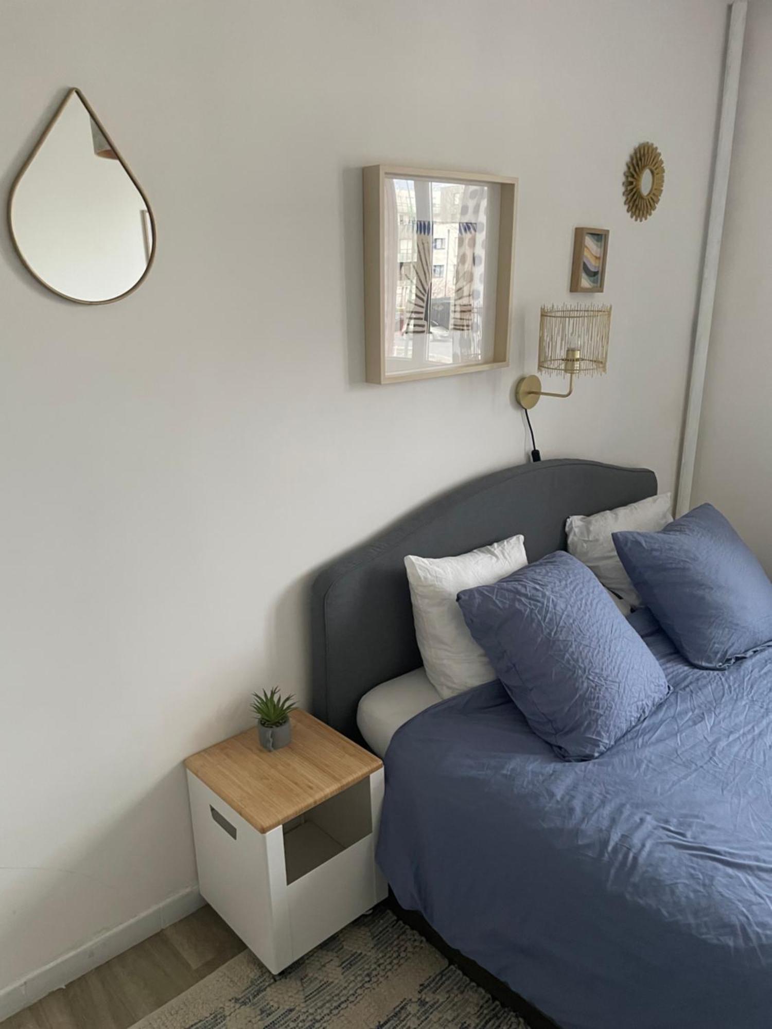 Bel Appartement Spacieux ,Convivial De 3 Chambres Avec Parking Prive Secure Caen Esterno foto